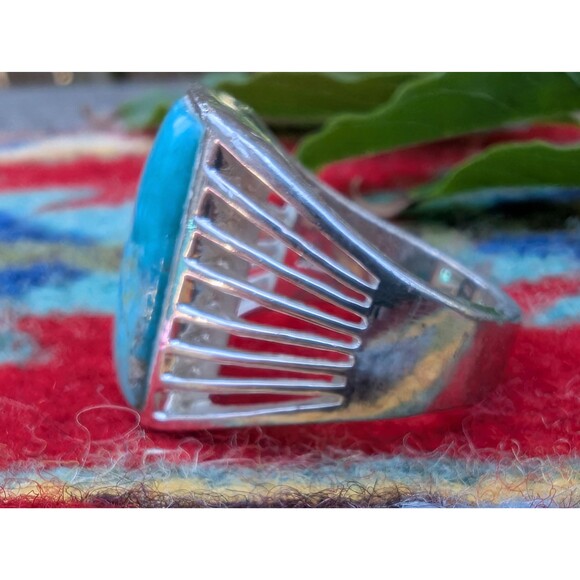 Vintage Turquoise Signet Ring, Southwestern Jewelry, Unisex Ring - Picture 6 of 9